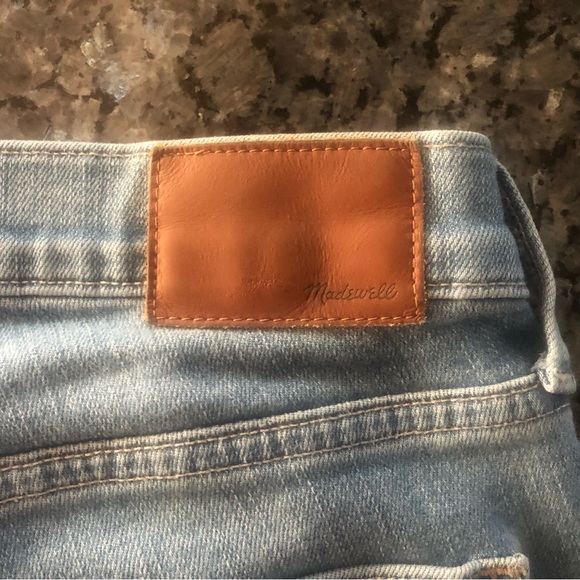 MADEWELL 9” High-Rise Skinny Crop Jean, Button Front Edition w/ Fringed … - Picture 7 of 13